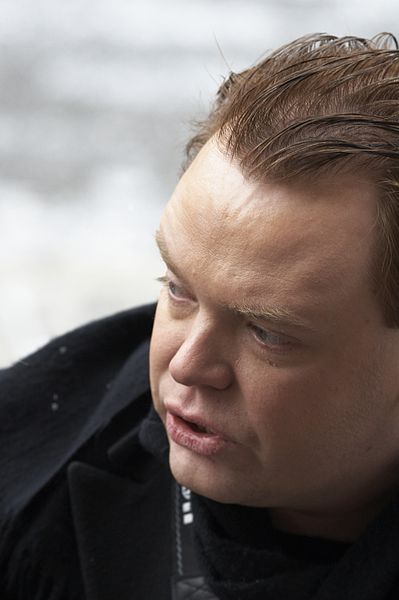 File:Rick Falkvinge outside TPB trial.jpg