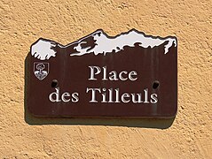 Calle del pueblo de Lutilhous (Hautes-Pyrénées) 2.jpg