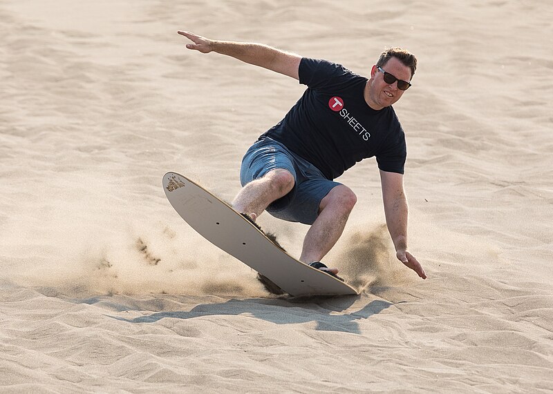 File:Sandboarding at the Bruneau Sand Dunes in Idaho.jpg