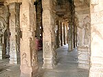 వీరభద్ర మందిరం లోపల