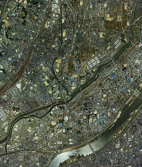 Aerial photograph of Settsu city center