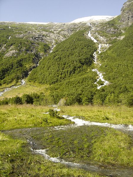 File:Short Canyon near the Jostedalsbreen, Norway.jpg