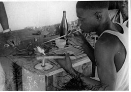Hopeaseppä Sierra Leonessa noin vuonna 1944.