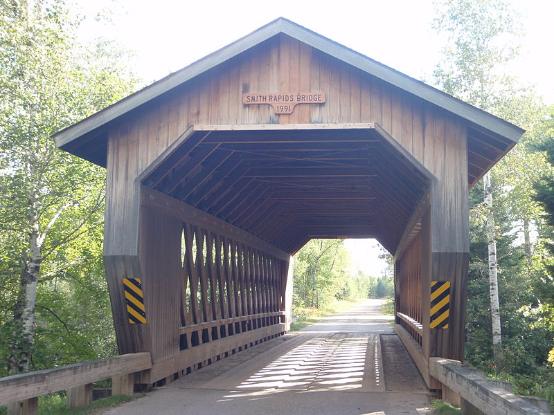 File:Smith Rapids Covered Bridge 1.8 miles N on Forest Road 148 off US Hwy 70 in WI..JPG