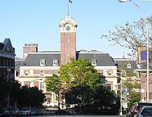 Hyatt Street, prior to conversion into piazza Staten Island Boro Hall Hyatt Street jeh.jpg