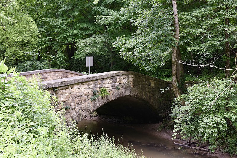 File:Stone Arch Bridge Wapsipincon State Park.jpg