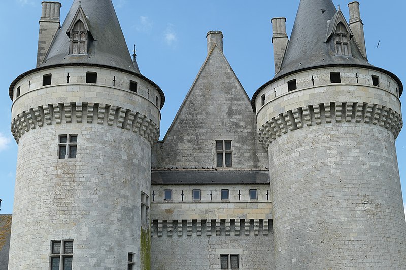 File:Sully-sur-Loire - château 18.jpg