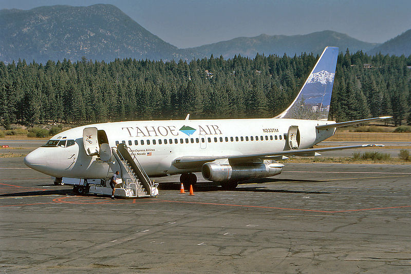 File:Tahoe Air Boeing 737-200 Silagi-1.jpg