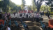 Gambar mini seharga Taman Balai Kota Bandung