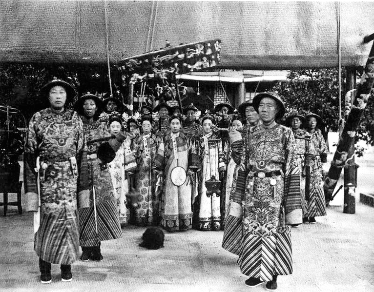 File:The Qing Dynasty Cixi Imperial Dowager Empress Posing inside the Summer Palace.PNG