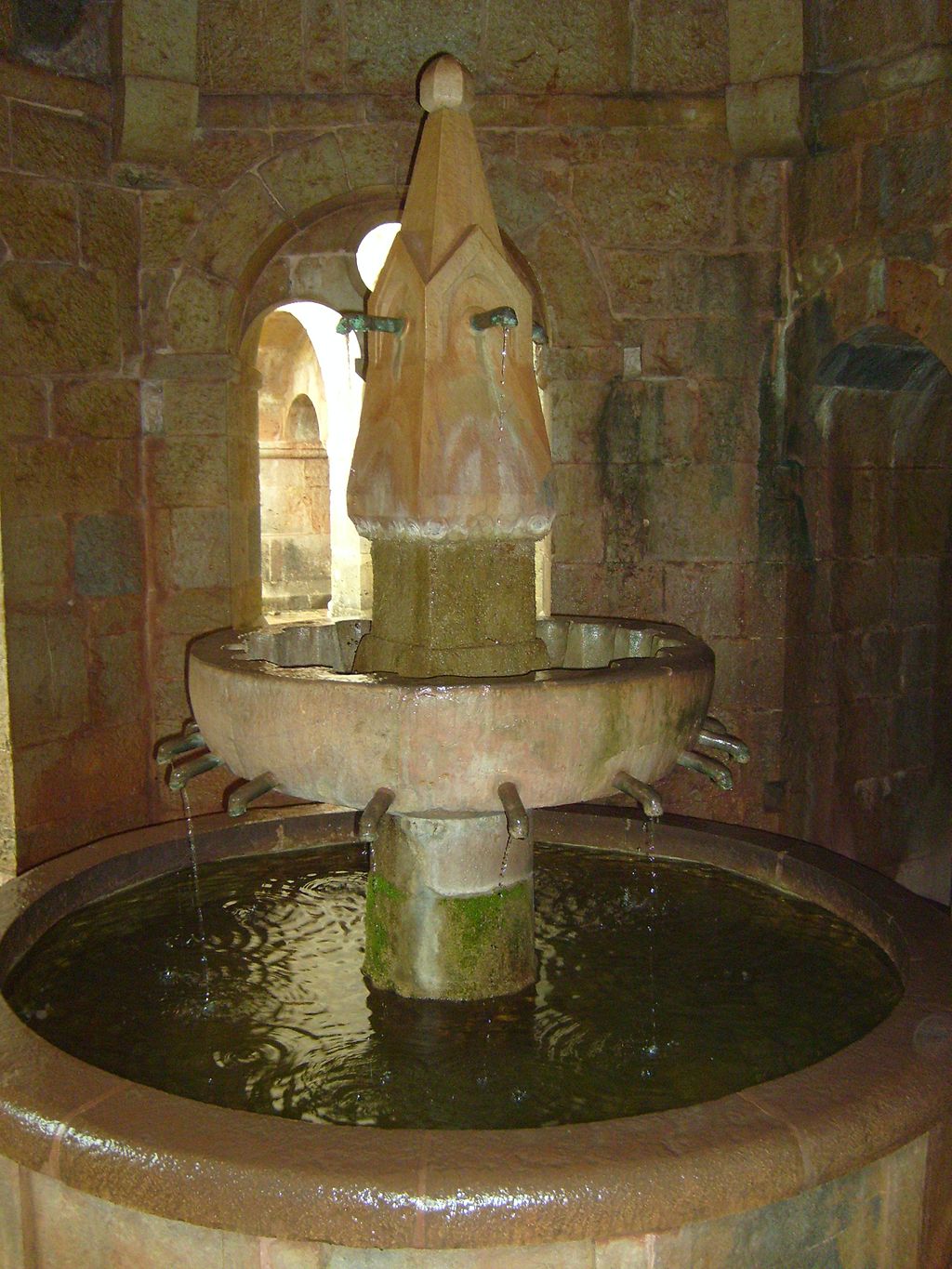 Kamenná fontána