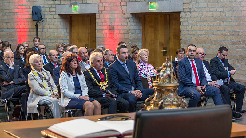 File:Verleihung Konrad-Adenauer-Preis der Stadt Köln 2015 an Vitali Klitschko-7618.jpg