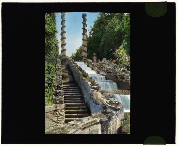 File:Villa Aldobrandini, Frascati, Lazio, Italy. Water theater steps, the Pillars of Hercules LCCN2008687337.tif