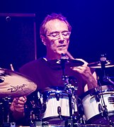 Vinnie Colaiuta.