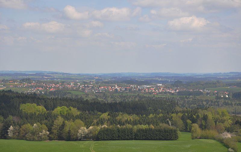 File:Waldburg Aussicht Vogt.jpg