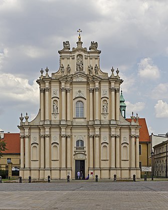 Igreja da Ordem da Visitação de Santa Maria em Varsóvia, Polônia. (definição 2 664 × 3 336)