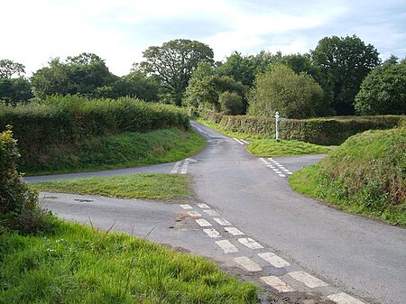 Fail:Watergate Cross - geograph.org.uk - 249609.jpg