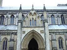 Wells cathedral north doorway.JPG