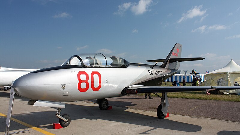 File:Yakovlev Yak-30 on the MAKS-2009 (02).jpg