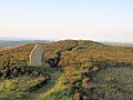 Hen gloddfa Geltaidd ar gopa Foel Gyw, sef un o Fryniau Clwyd. Mae'r garreg yn fodern ac yn rhoi cyfarwyddiadau i'r cerddwyr.