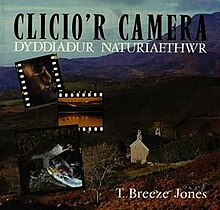 Clicio'r Camera - Dyddiadur Naturiaethwr (llyfr).jpg
