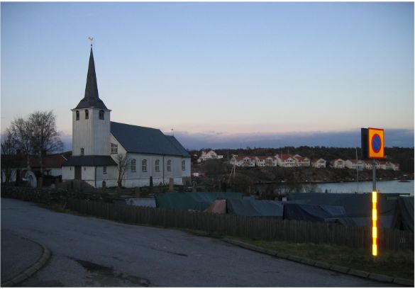 Datei:Fiskebackskil-Kyrka.jpg