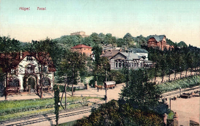 Datei:Bahnhof Essen-Hügel und Villa Hügel um 1909.jpg