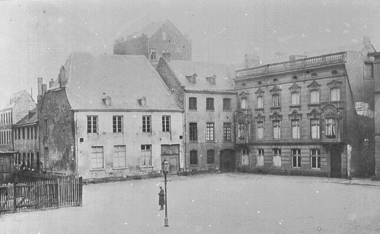 Datei:Köln - Domkloster Palais Oppenheim mit Anbau aus 1835 links Dommädchenschule fiel Sanierung 1890 zum Opfer um 1880 RBA.jpg