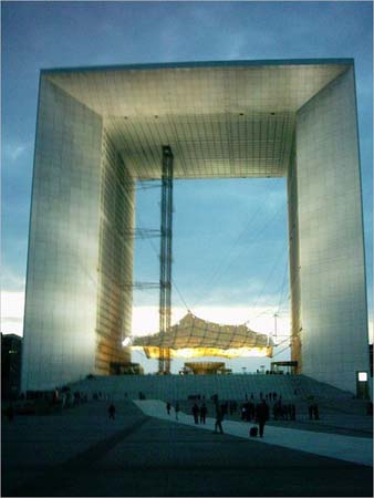 Datei La Grande Arche Daemmerung.jpg Wikipedia