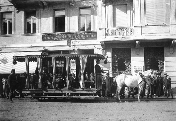 Datei:Pferdebahn Salzburg 1907.jpg