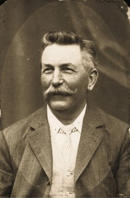 Datei:Friedrich Lürßen (1851-1916).jpg