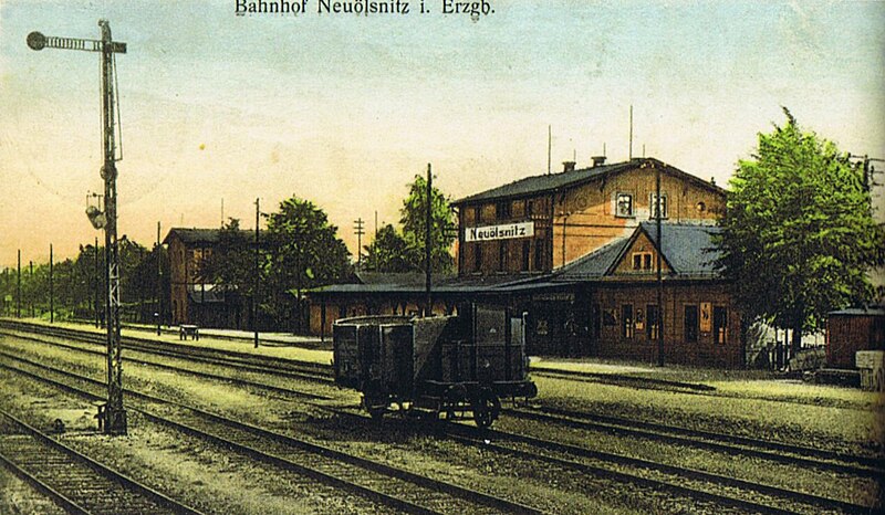 Datei:Bahnhof hoehlteich.jpg