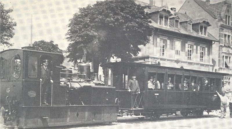 Datei:Straßenbahn Straßburg Offenburg.jpg