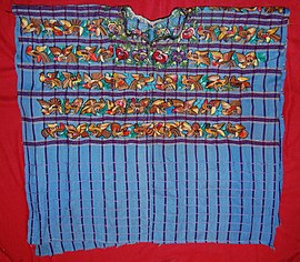 Poncho de mariage pour homme du Tzutuhil.  Tissé et de haute qualité à la main, brodé des deux côtés par la mariée pour le marié.  Temps de travail 6 - 8 semaines.