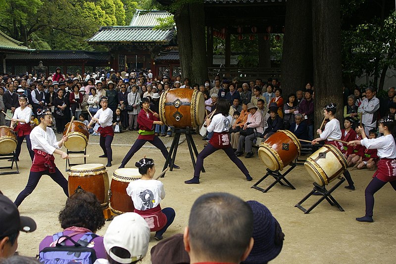 Datei:NezuMatsuri2.JPG