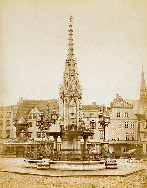 Datei:WP Marktbrunnen 1874.jpg