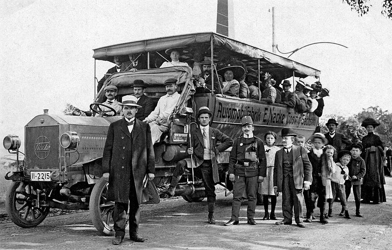 Datei:Nacke Omnibus 1912.jpg