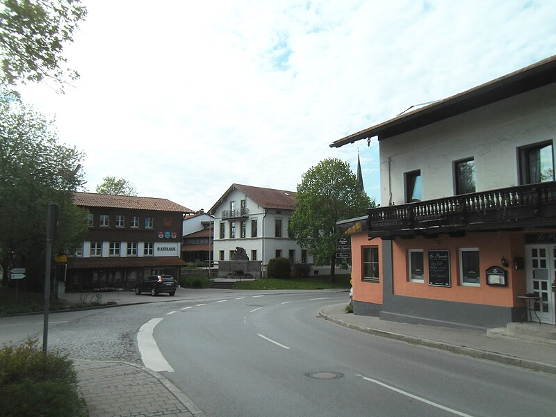 Datei:RiederingRathaus.jpg