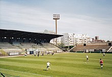 Innenansicht des Stade Bauer unmittelbar vor dem Spiel Red Star 93 gg. Olympique Lyon II (0:0) am 10. Mai 2008.