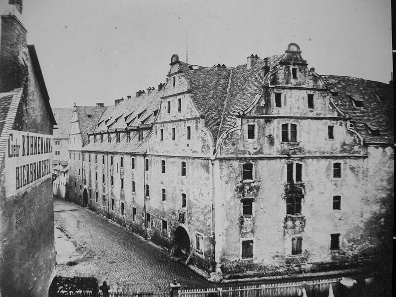 Datei:KLOSTER-KASERNE KASSEL, 1512-1878.JPG