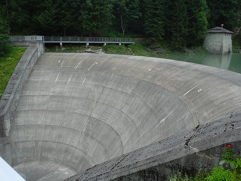 Datei:Gmünd Speicher Sperrwerk.JPG