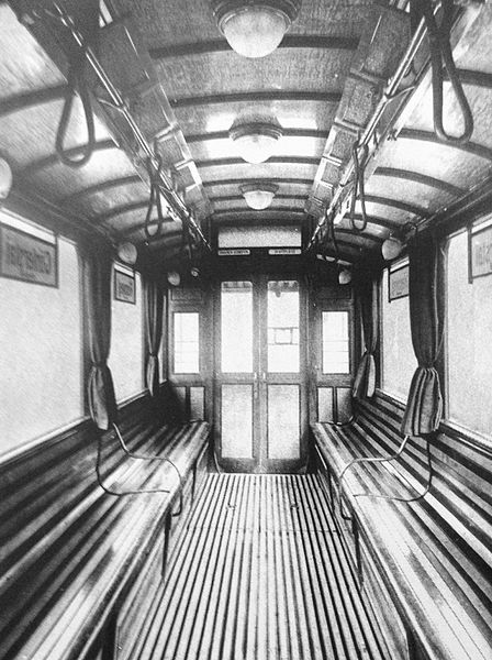 Datei:Innenansicht Wagen 28 (1907).JPG