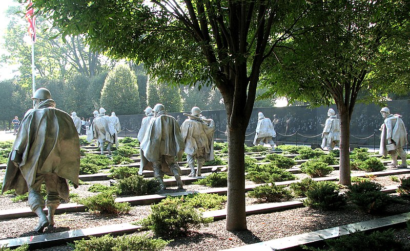 Datei:Korean War Memorial Back.jpg
