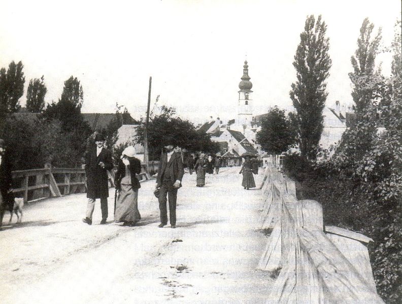 Datei:Traisenbrücke Wienerstraße vor 1907.jpg
