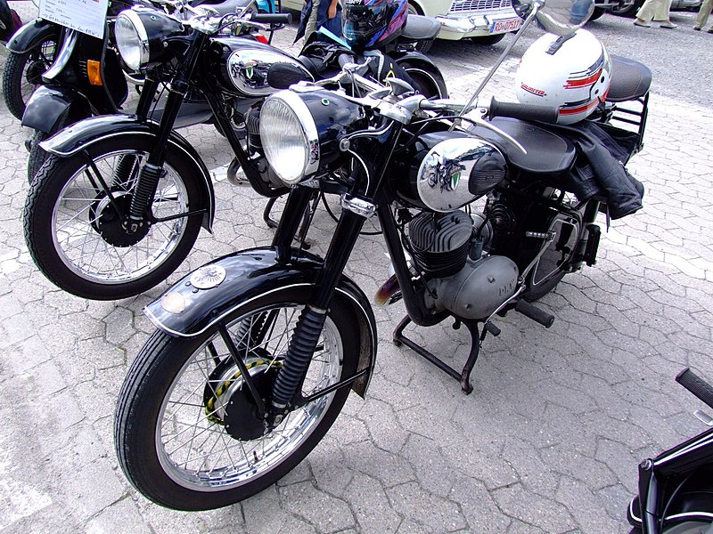 Datei:DKW 250H 250ccm11PS 1953.JPG