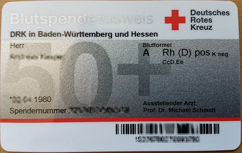 Datei:DRK Blutspendepass Version 2015 50plus.jpg