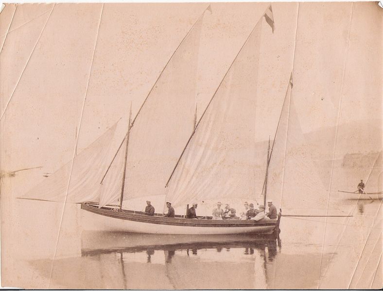 Datei:1912 Alpsee Segelboot.jpg