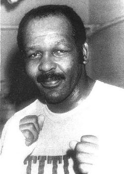 <span class="mw-page-title-main">Neville Meade</span> British boxer