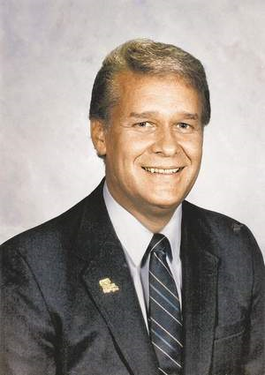 <span class="mw-page-title-main">Thomas "Bud" Brady</span> American politician (1938–2011)