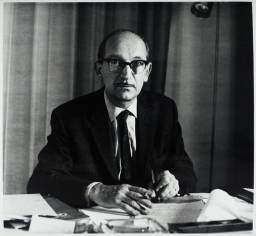 <span class="mw-page-title-main">Norman Reid (museum director)</span>